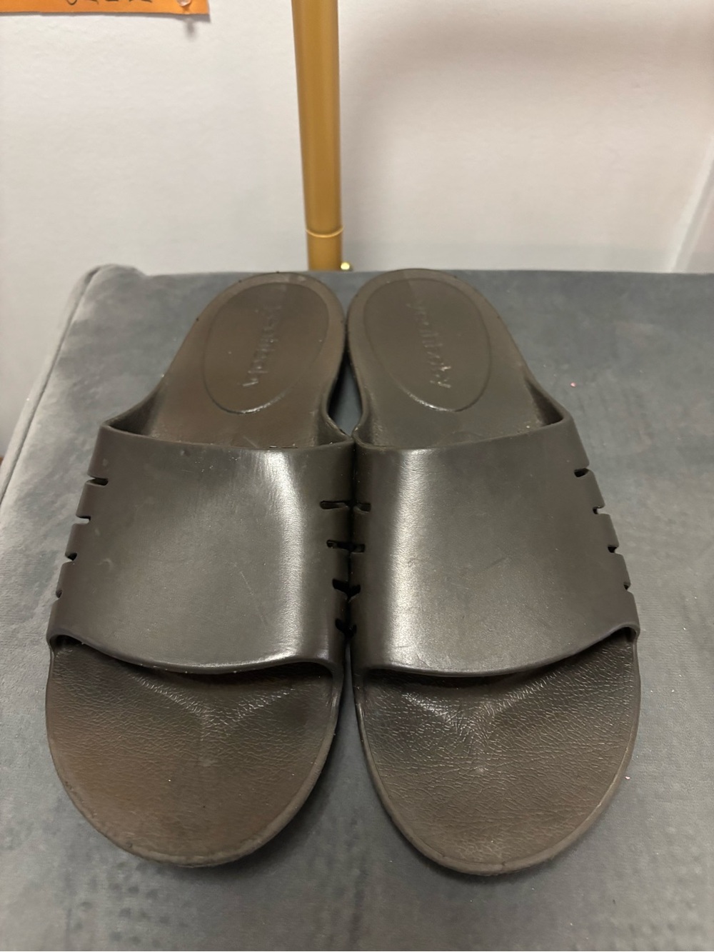 Slide Sandals in Dark gold - Casual Comfort
